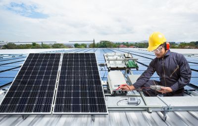 Solar Panel Maintenance & Inspection